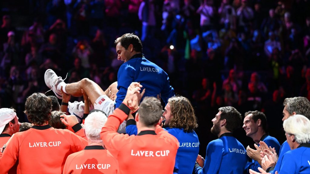 Résumé du lundi: Roger Federer fait ses adieux au tennis professionnel, premier triomphe de la Coupe Laver de l'équipe mondiale