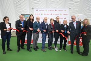 OSTEN & VICTOR Alberta Tennis Centre organise le dévoilement officiel de sa nouvelle bulle de tennis